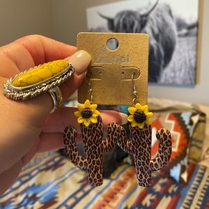 brand new with tags, leopard and sunflower, cactus earrings